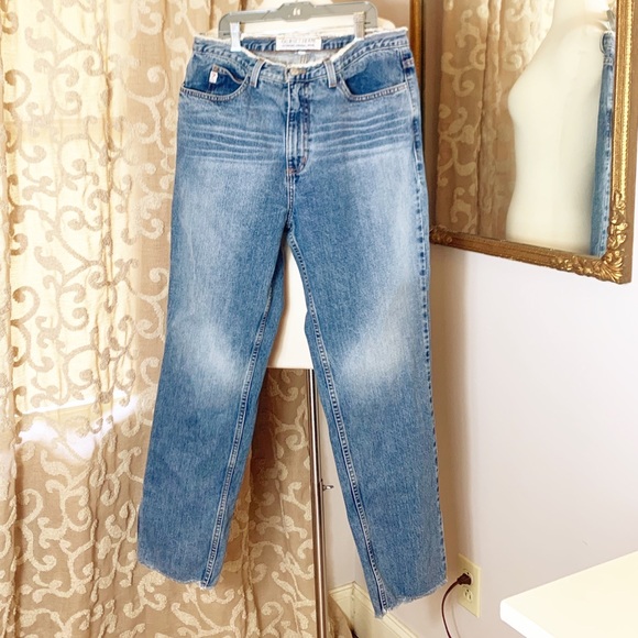 Vintage Guess Stonewashed Mom Jeans - Picture 1 of 13
